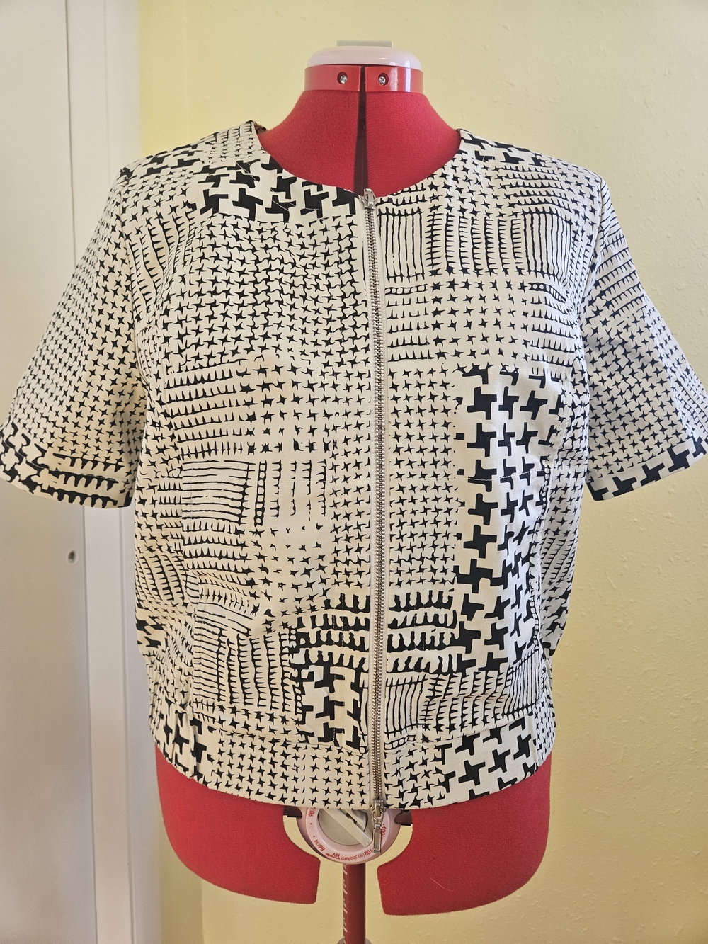 Cabi Graphic Zip Front Jacket